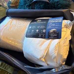 Feather Down Fiber Cotton Comforter full Queen Size - 100% Cotton Duvet serta